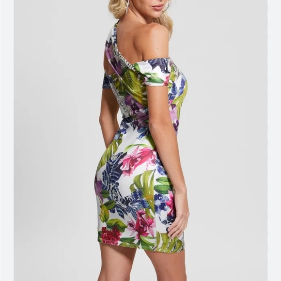 NWT Guess Malori Twisted Strap Tropical Print Bodycon Dress Size 6 Island Fancy - Picture 4 of 13